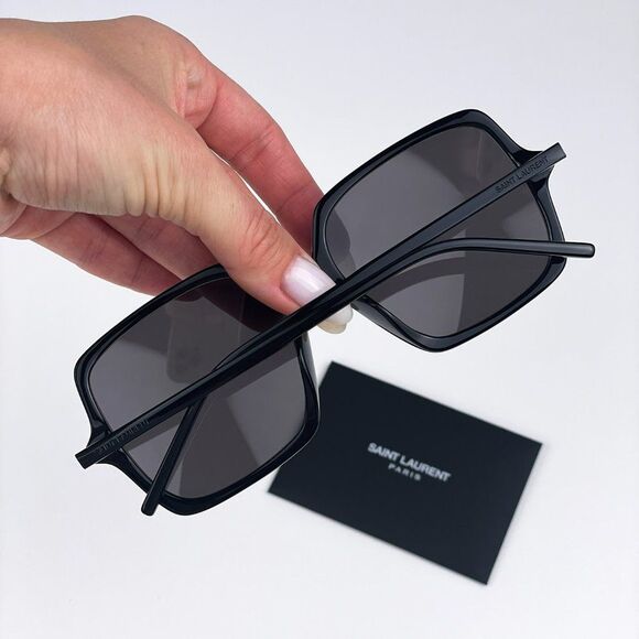Saint Laurent SL591 001 Sunglasses Black Square Oversized Women main image 8